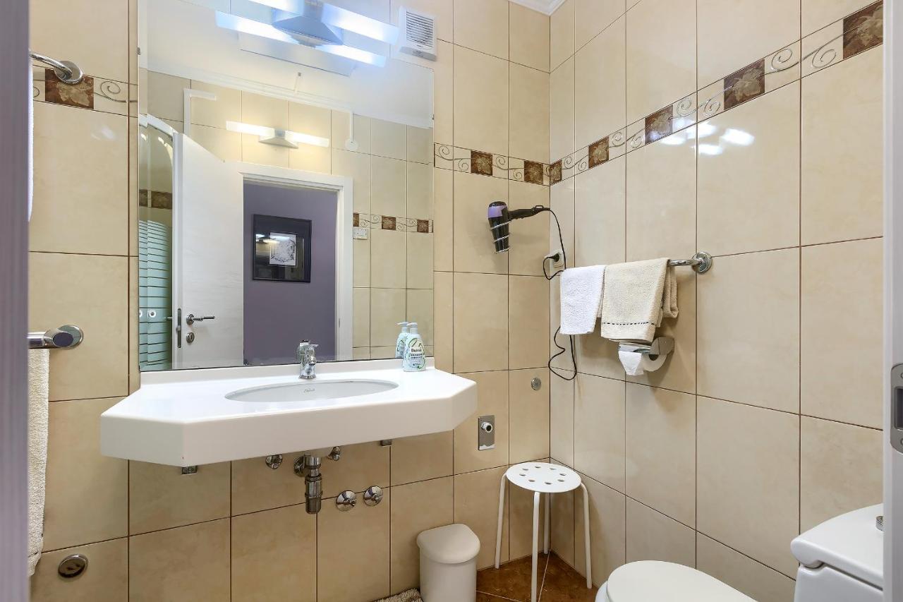 Apartment Palm View II Ровинь Экстерьер фото