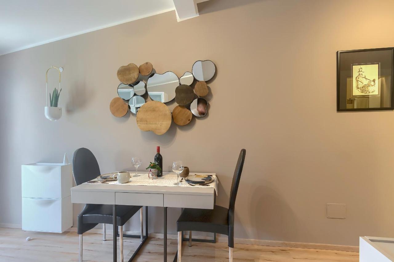 Apartment Palm View II Ровинь Экстерьер фото